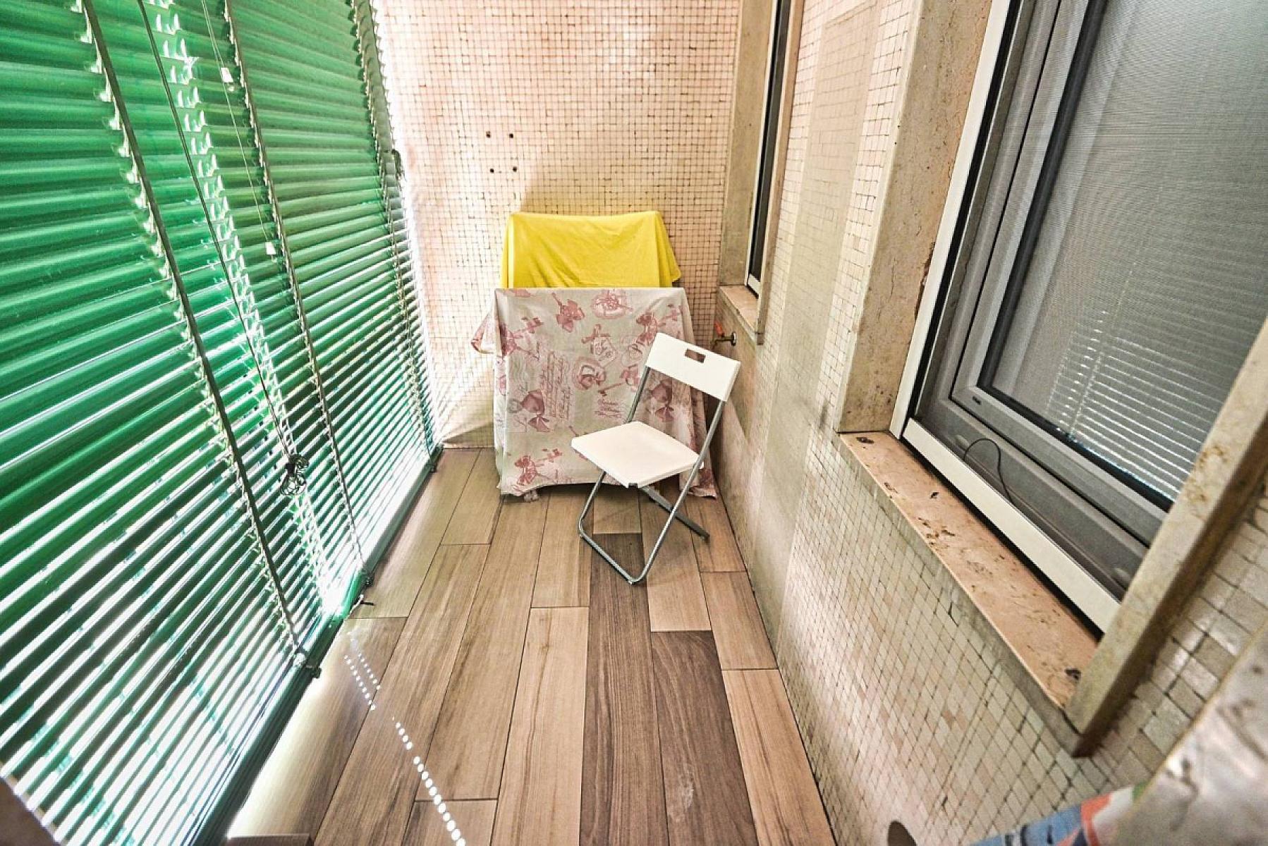 Balcone - Bilocale Arredato - Via Achille Fontanelli, Milano