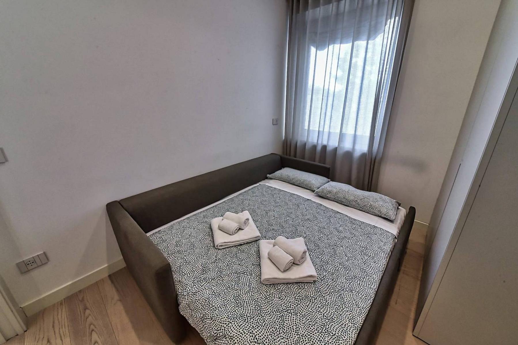 Camera da letto - Trilocale Ristrutturato - Via Torino
