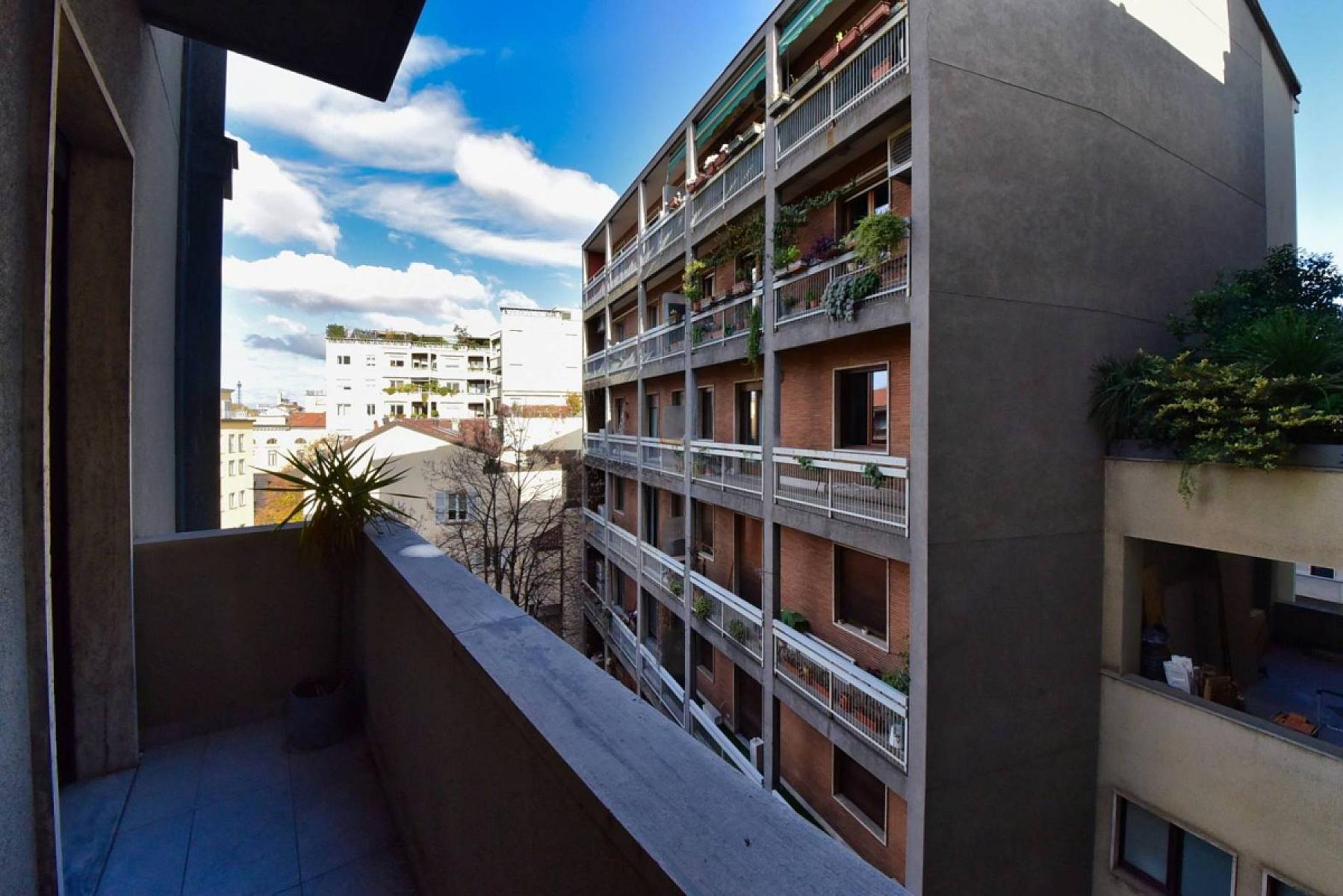 Balcone - Trilocale Ristrutturato - Via Torino