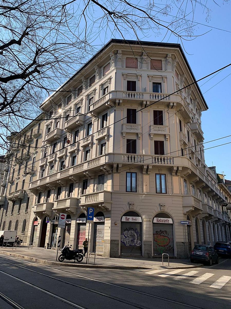 - Viale Montello,10  Milano