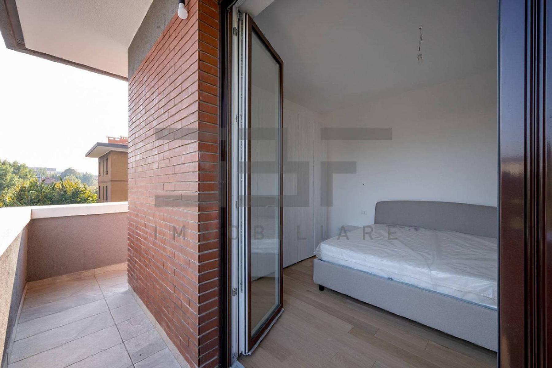 Terrazzo - Appartamento Ristrutturato - Viale Suzzani 273, Milano 
