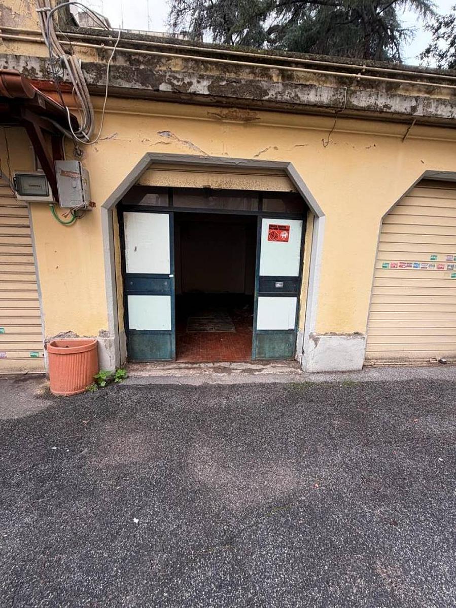 Box auto - Box Auto - Via Avezzana 23, Zona Prati