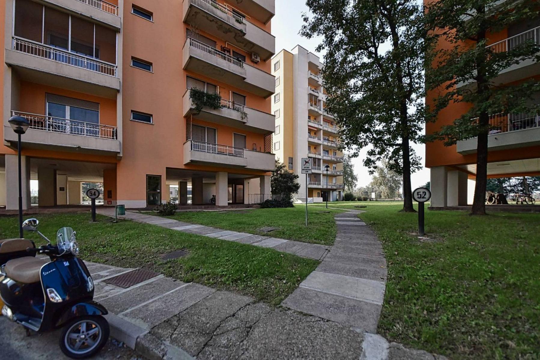 Giardino - Bilocale Con Balconi - Sporting Mirasole, Noverasco (Opera)