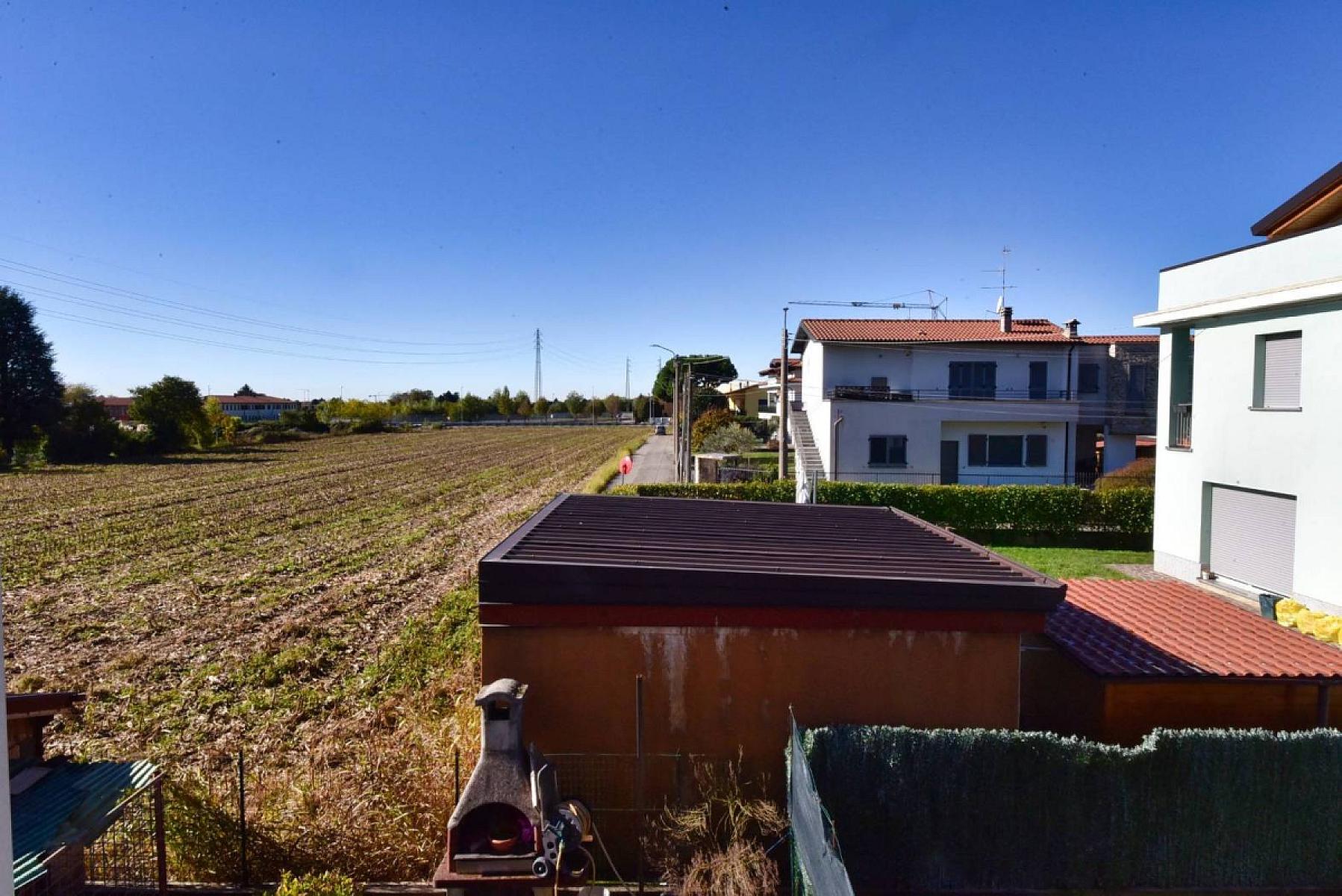 Vista - Piso de dos habitaciones – Via Andrea Costa 6, Lentate sul Seveso