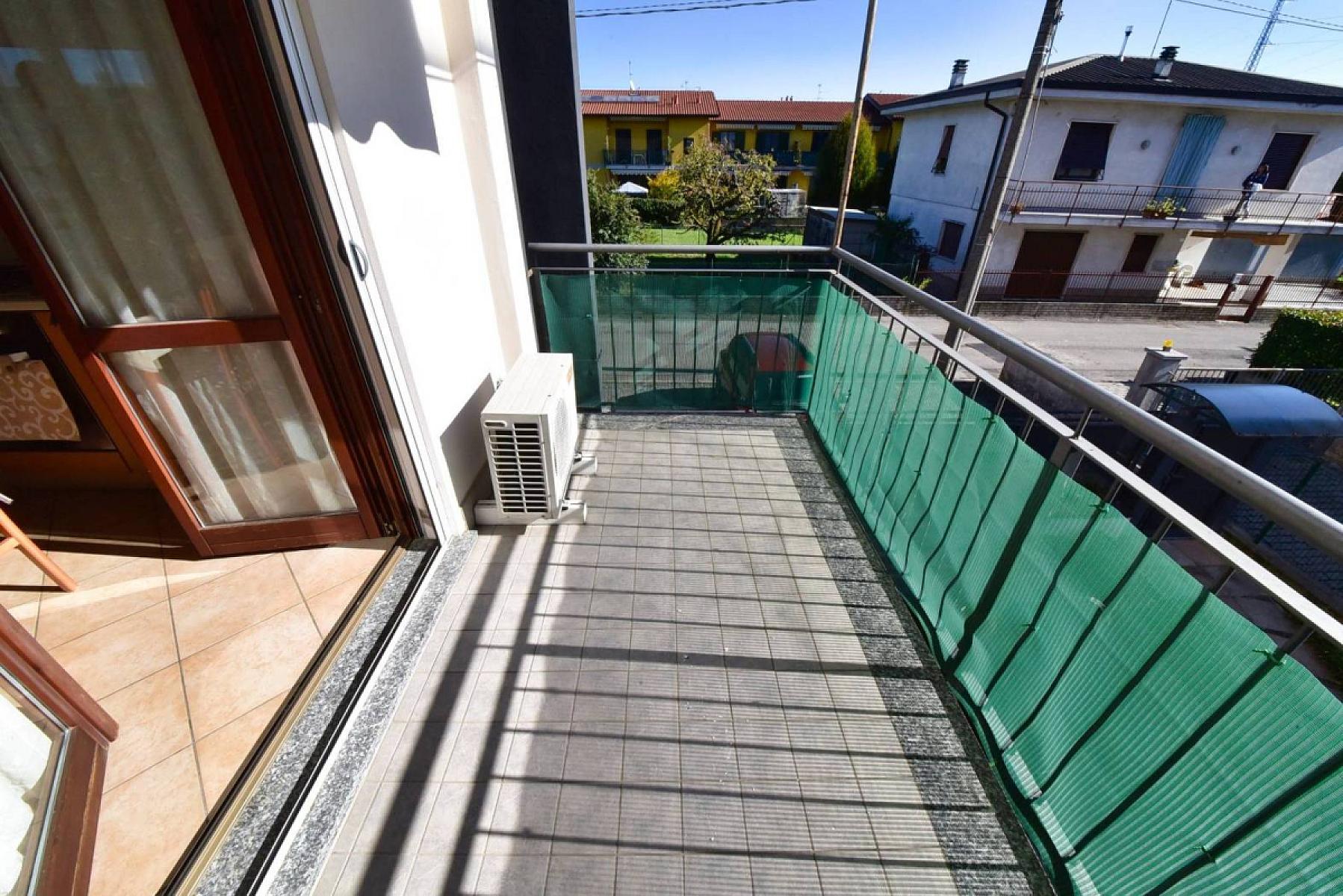 Terrazzo - Piso de dos habitaciones – Via Andrea Costa 6, Lentate sul Seveso