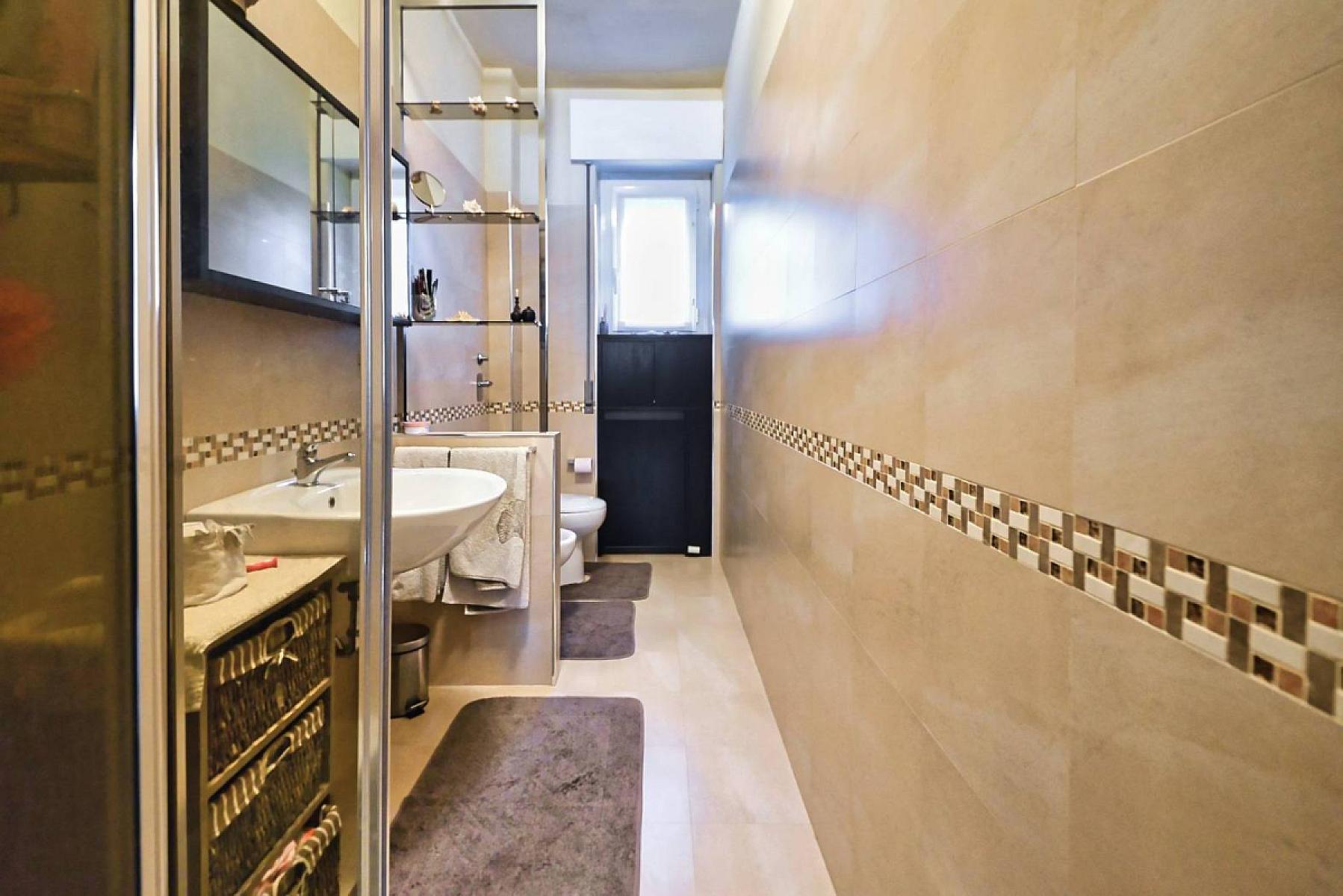 Bagno - Helle Dreizimmerwohnung - Primaticcio, Mailand