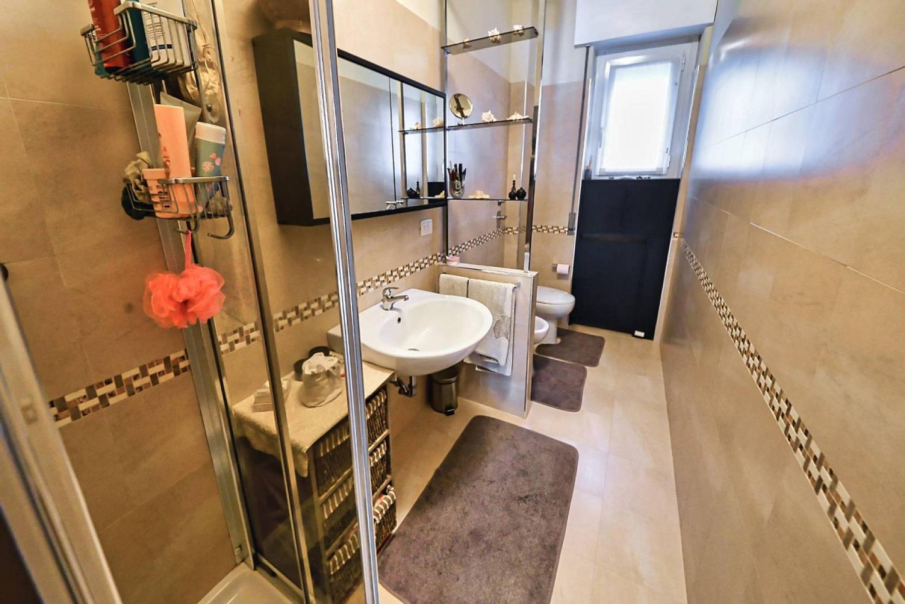 Bagno - Helle Dreizimmerwohnung - Primaticcio, Mailand