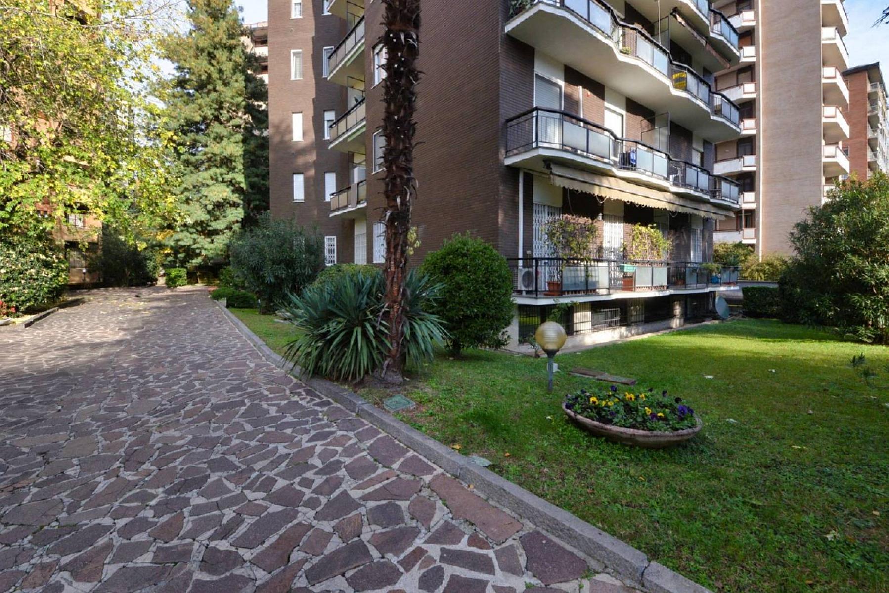 Cortile interno - Helle Dreizimmerwohnung - Primaticcio, Mailand