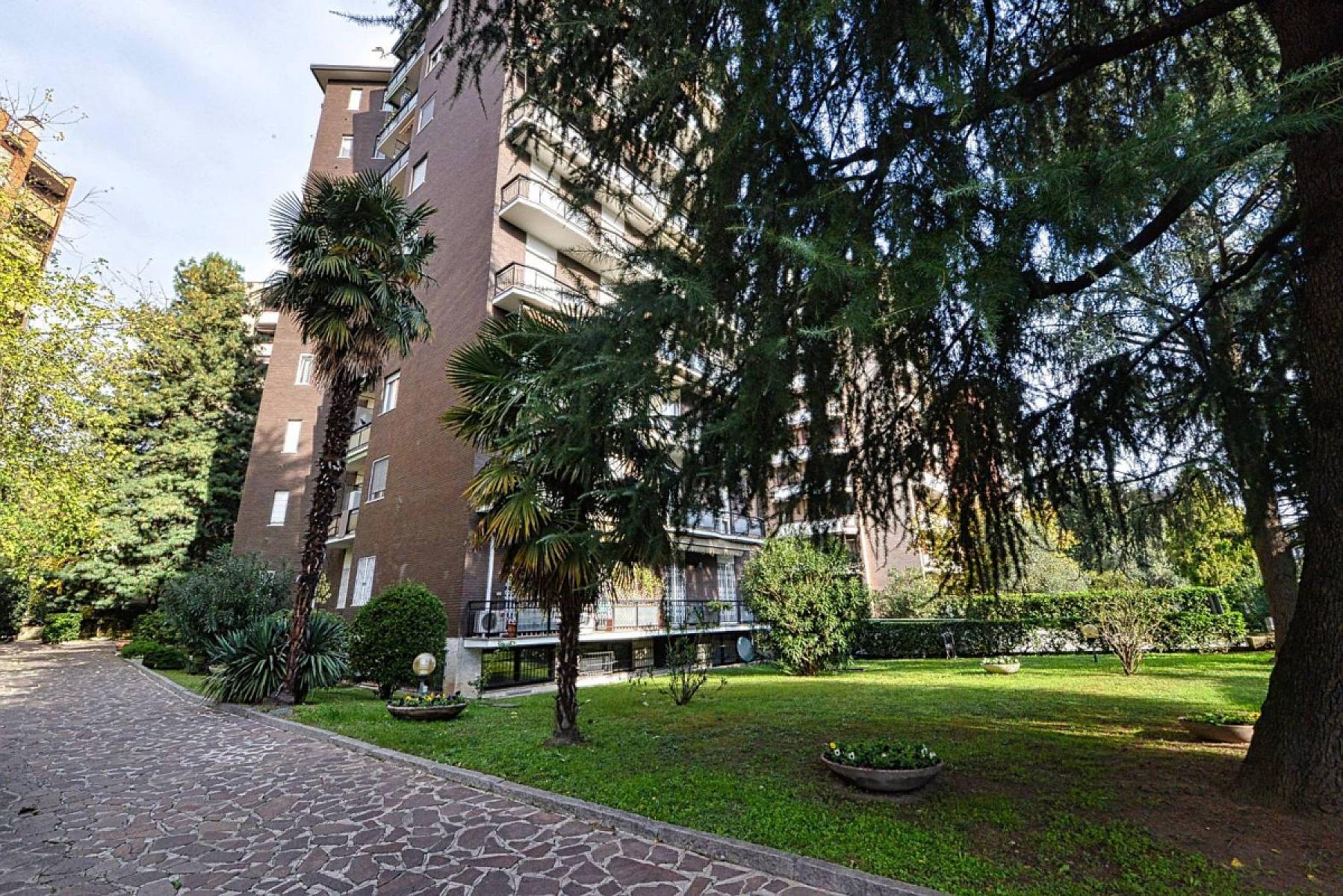 Cortile interno - Helle Dreizimmerwohnung - Primaticcio, Mailand