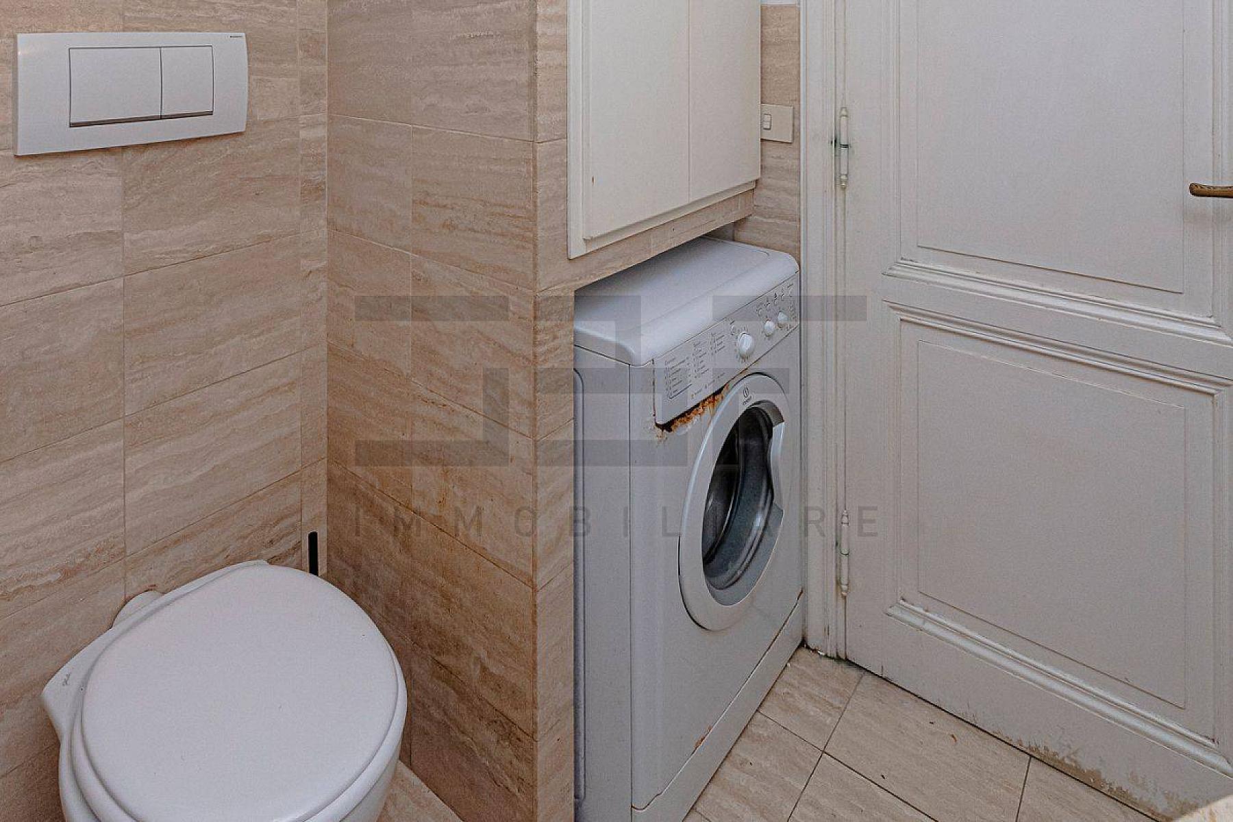 Bagno - Plurilocale - Via Crescenzio 48, Roma Prati