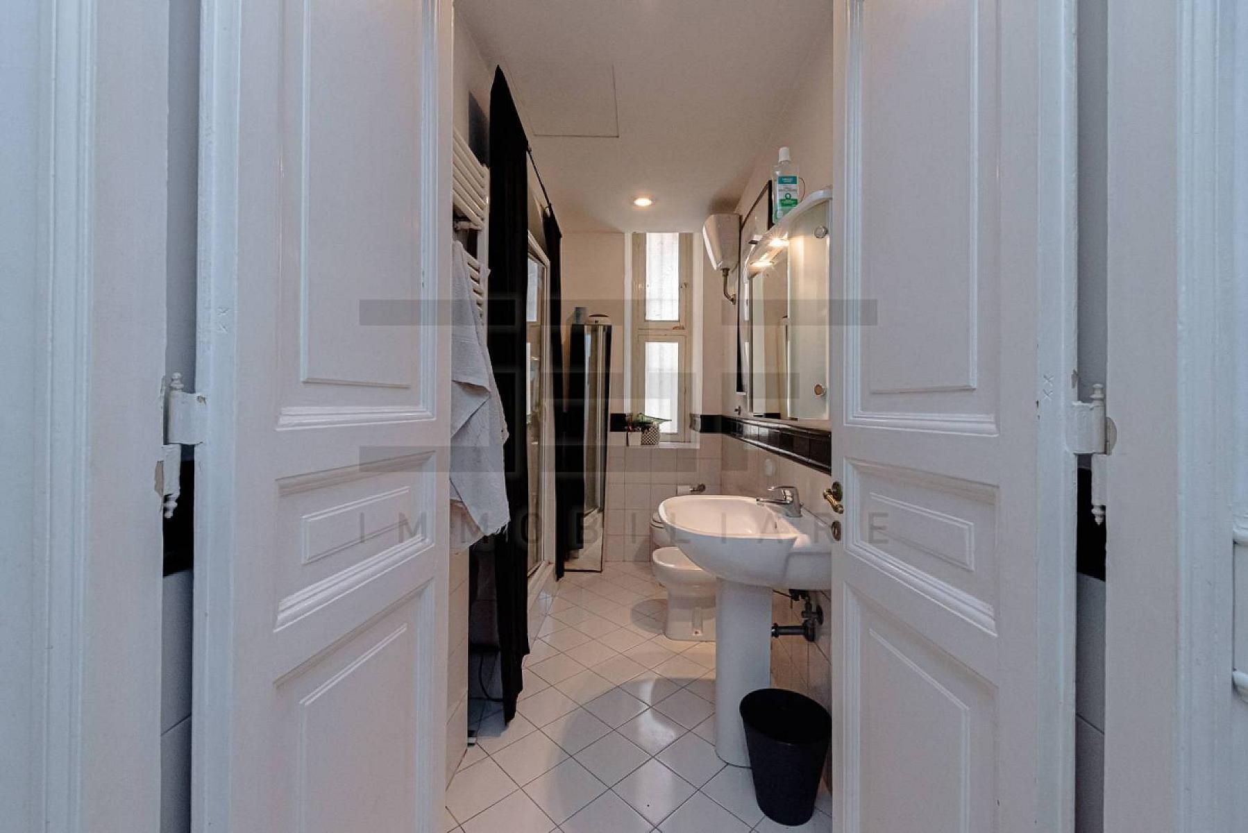 Bagno - Plurilocale - Via Crescenzio 48, Roma Prati