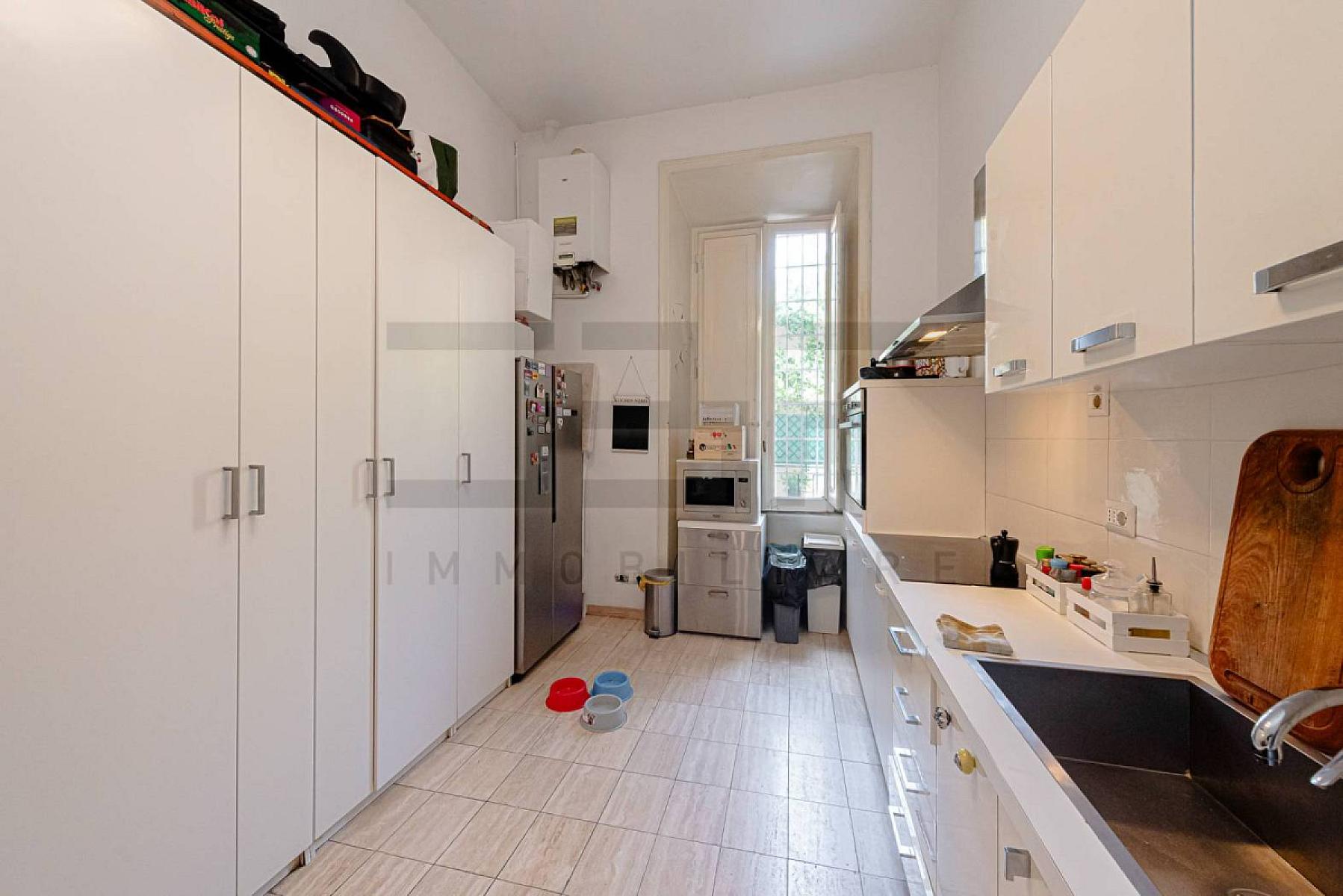 Cucina - Plurilocale - Via Crescenzio 48, Roma Prati