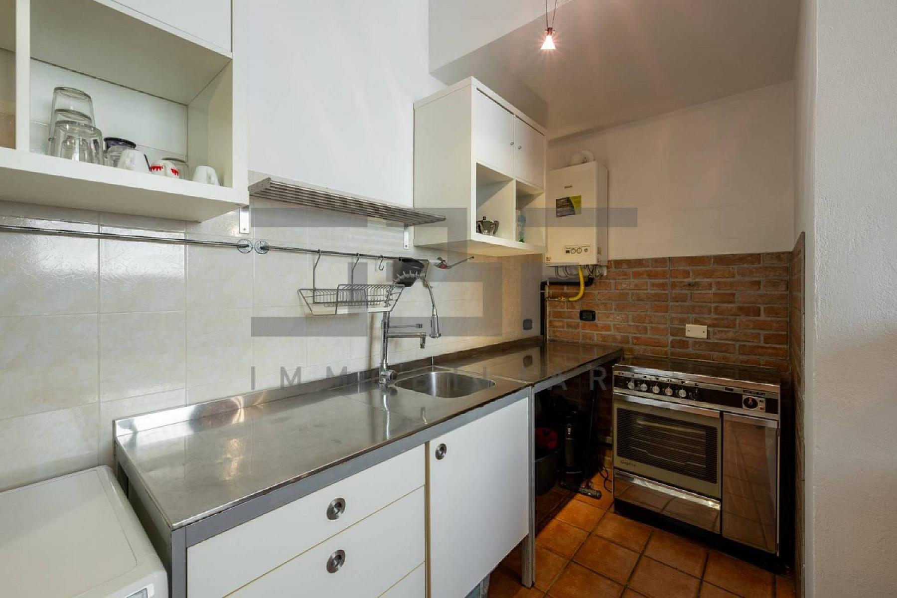 Cucina - Loft Arredato - Via Zuretti 8 – Milano