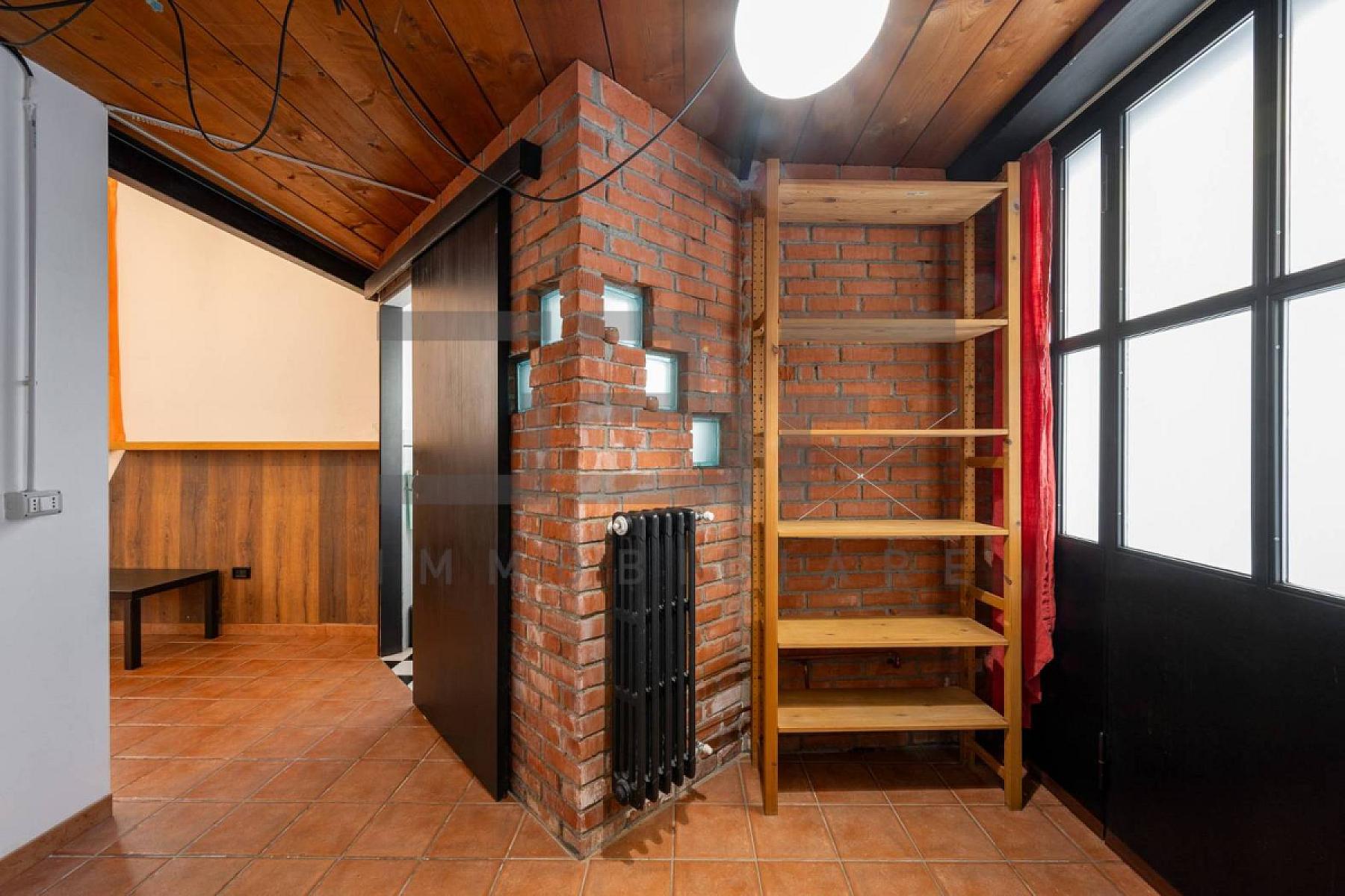 Cantina - Loft Arredato - Via Zuretti 8 – Milano
