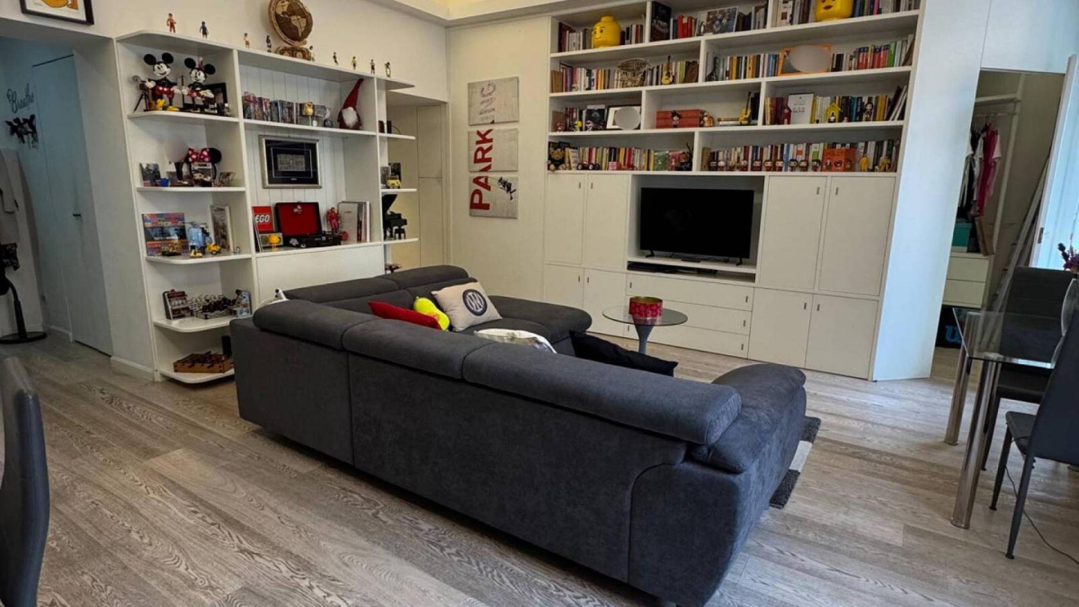Salone - Plurilocale Con Balconi - Via Leone Iv, Roma