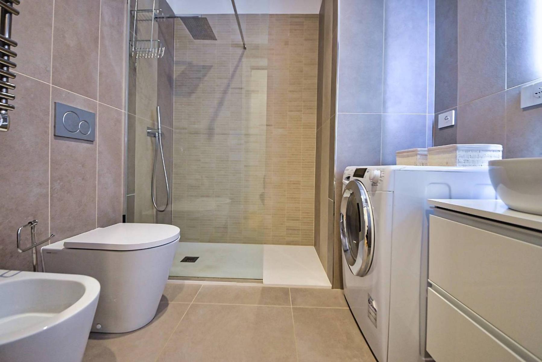 Bagno - Bilocale Ristrutturato - Via Torino 66, Milano
