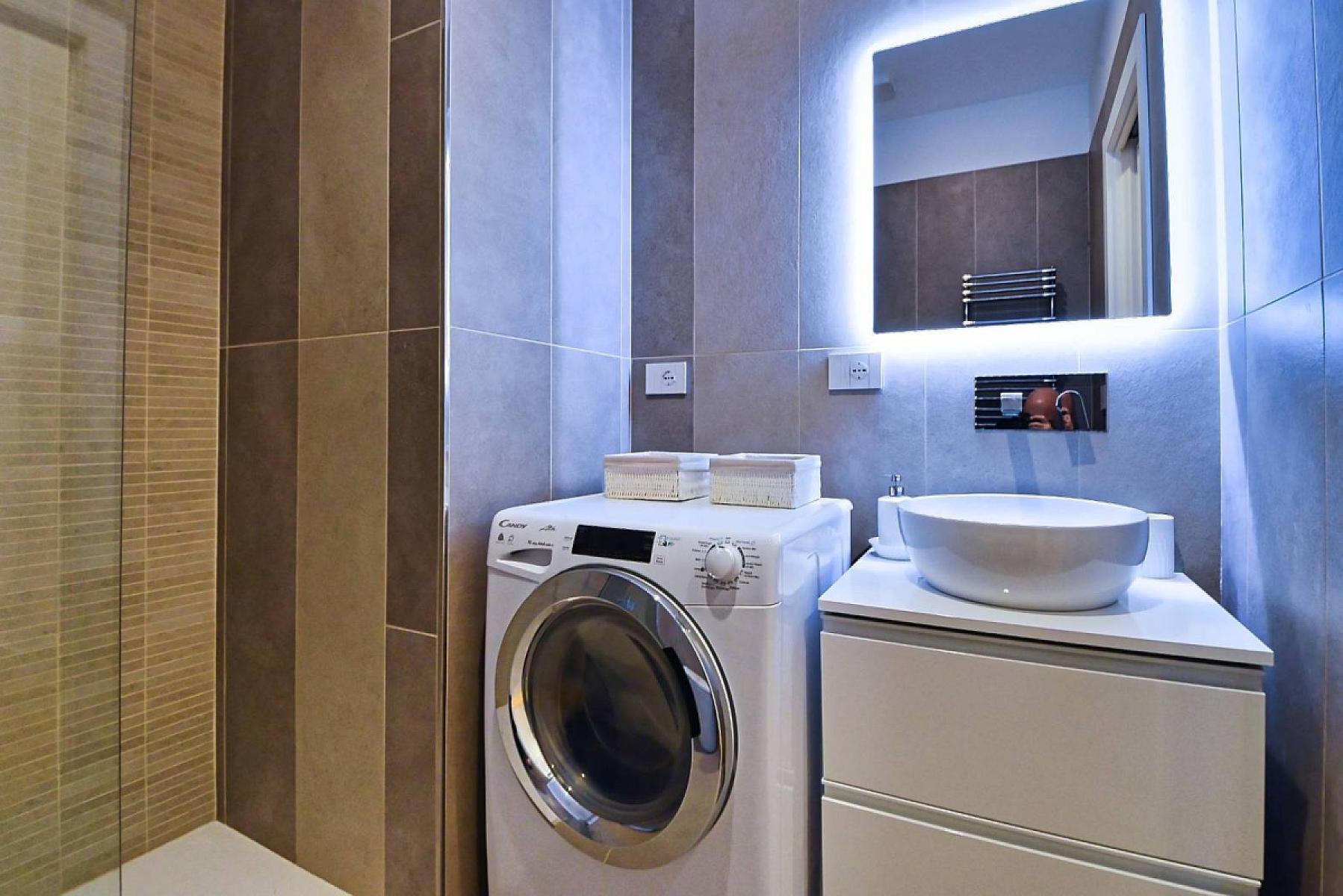 Bagno - Bilocale Ristrutturato - Via Torino 66, Milano