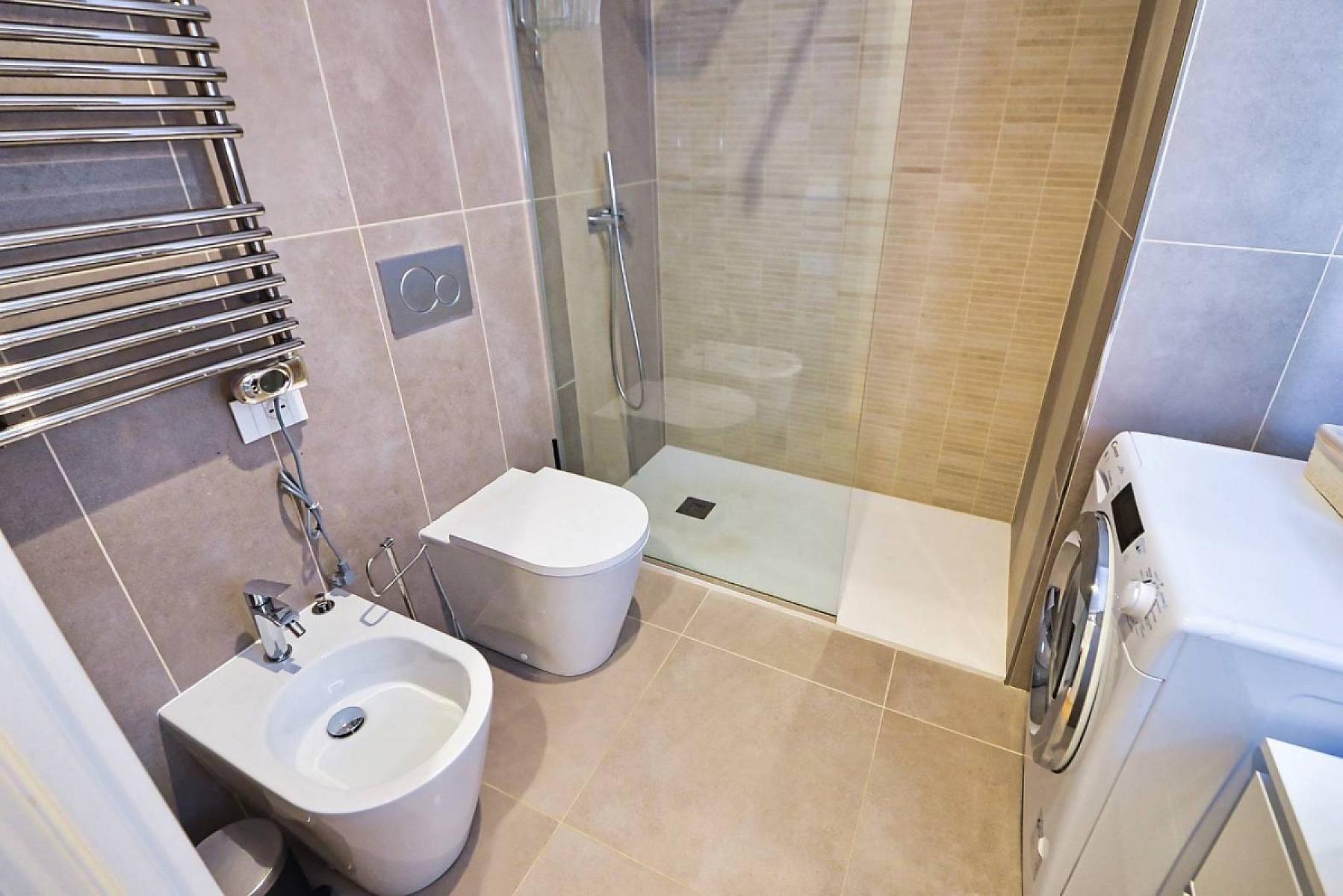 Bagno - Bilocale Ristrutturato - Via Torino 66, Milano
