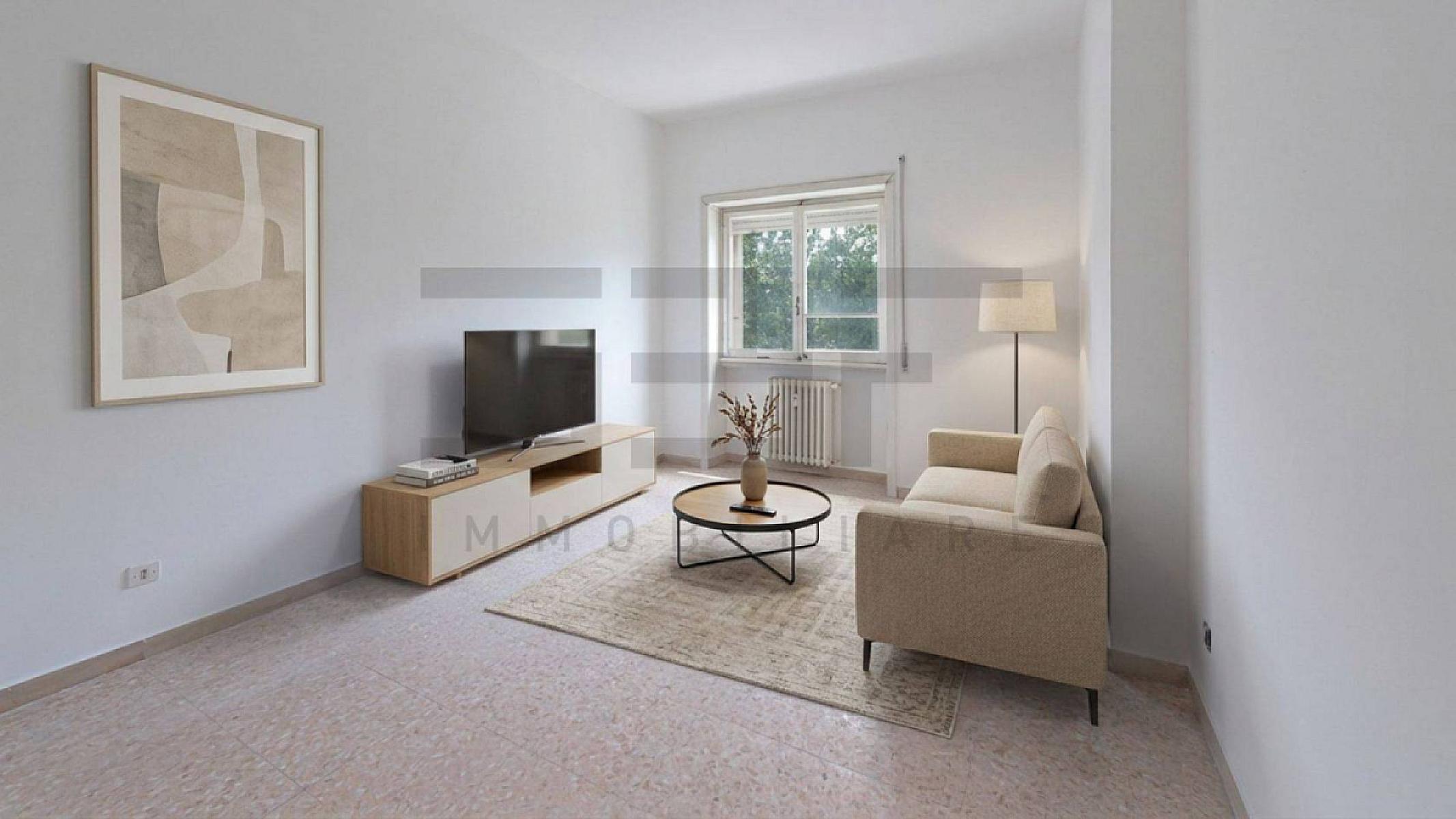 Salone - Appartamento In Affitto A Roma