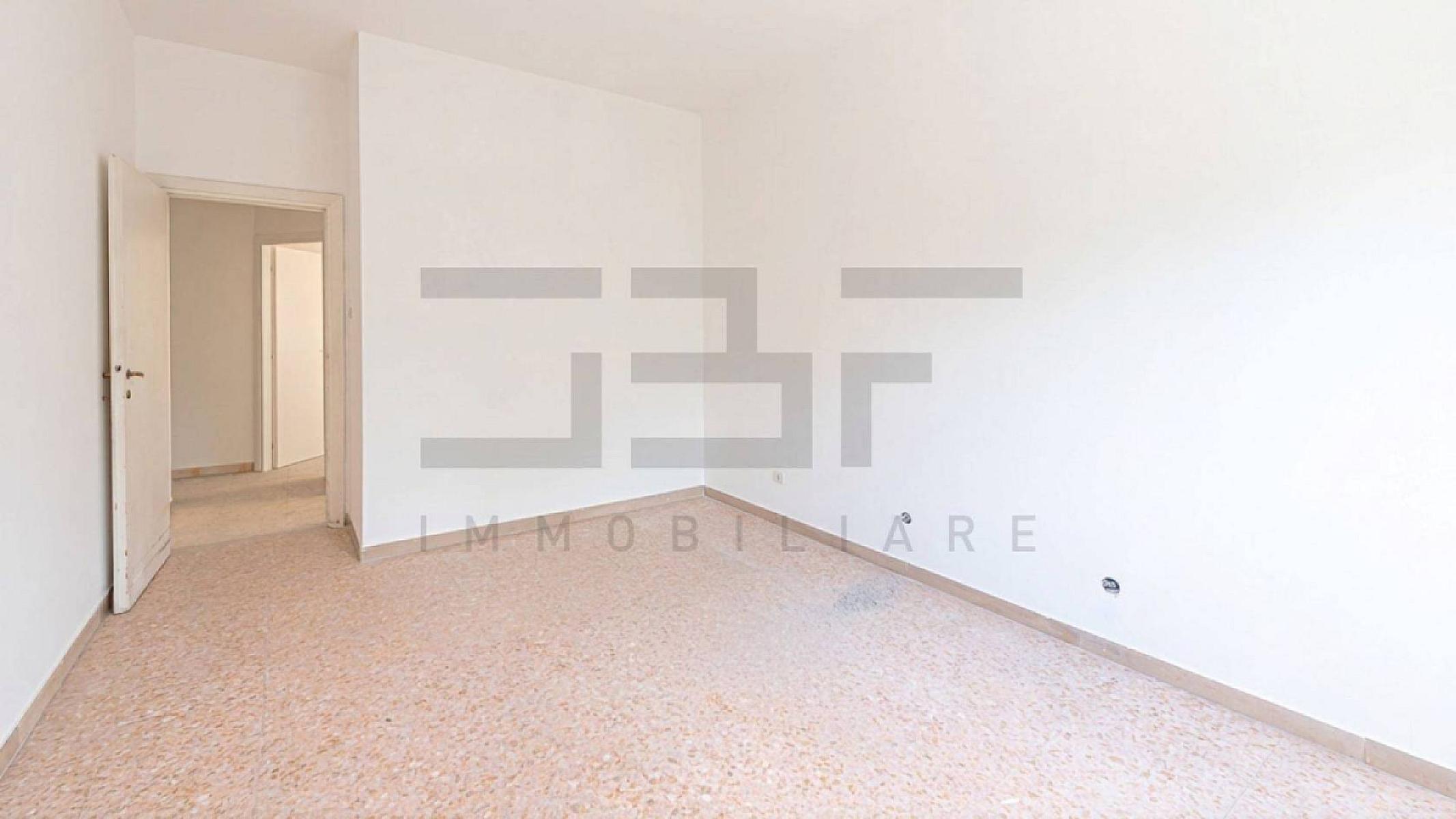 Camera da letto - Appartamento In Affitto A Roma