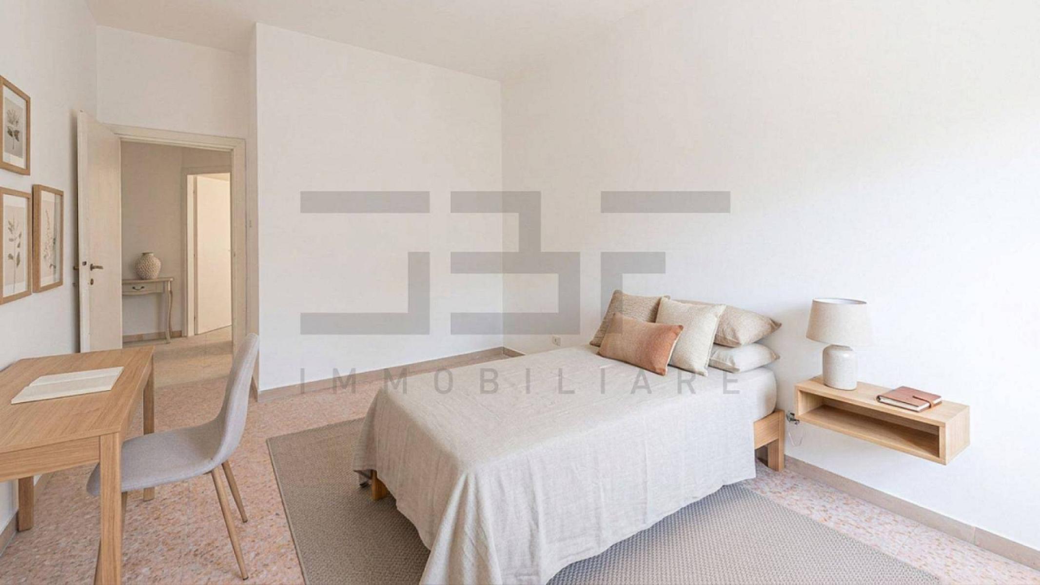 Camera da letto - Appartamento In Affitto A Roma