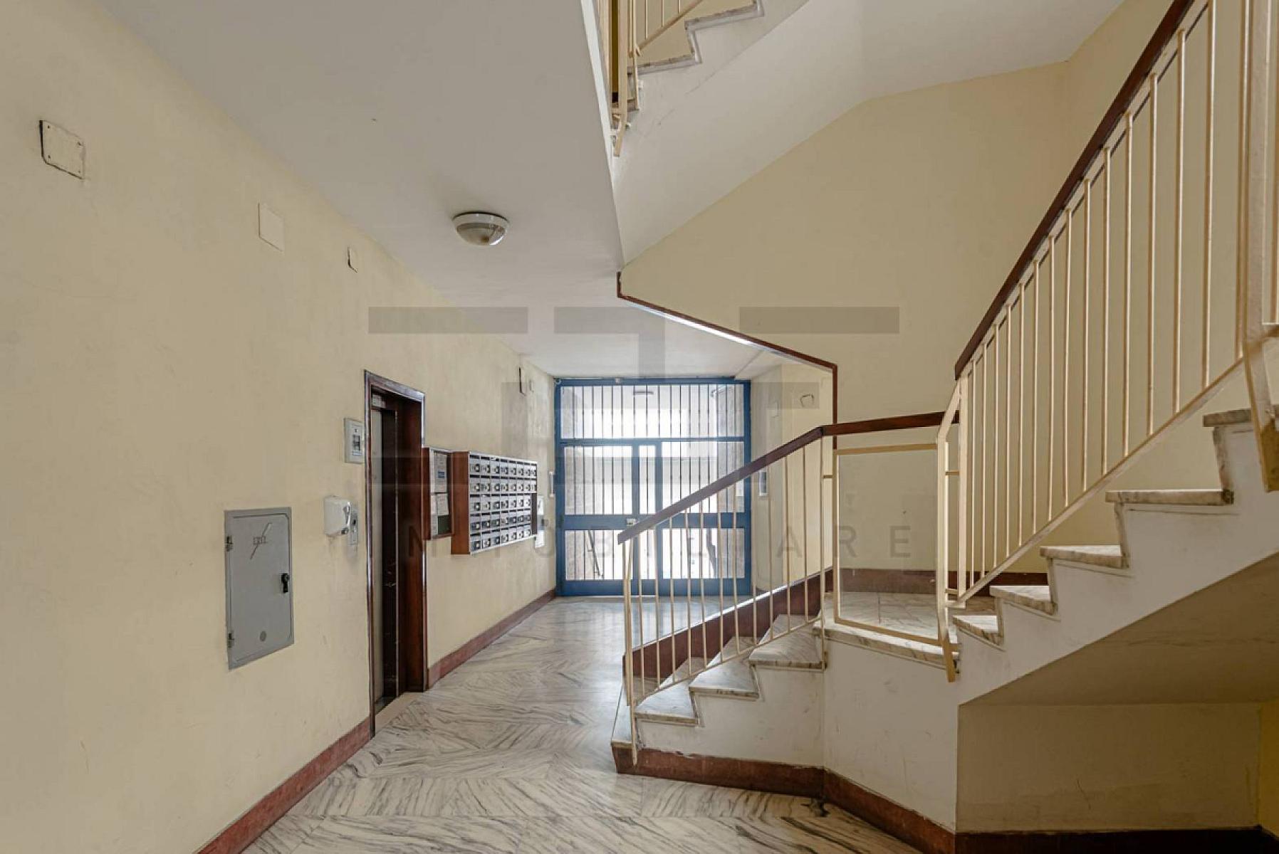 Interno palazzo - Appartamento In Affitto A Roma