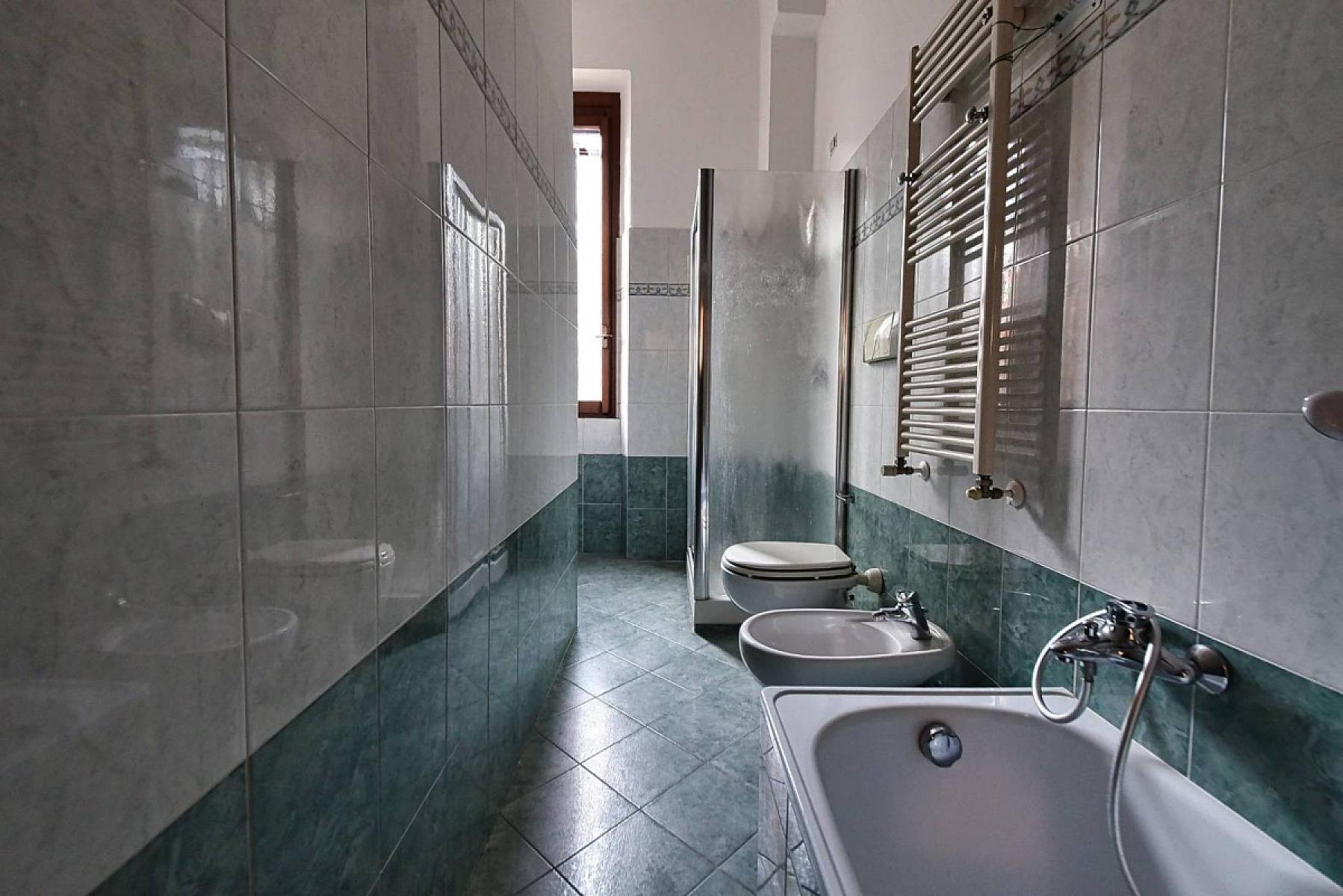 Bagno - Trilocale - Via Guglielmo Silva N. 39, Milano