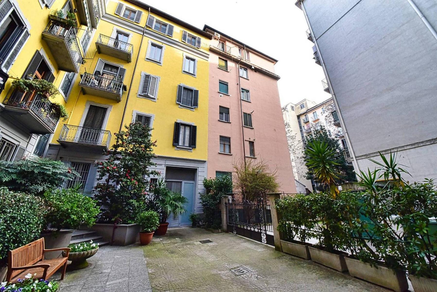 Cortile interno - Trilocale - Via Guglielmo Silva N. 39, Milano