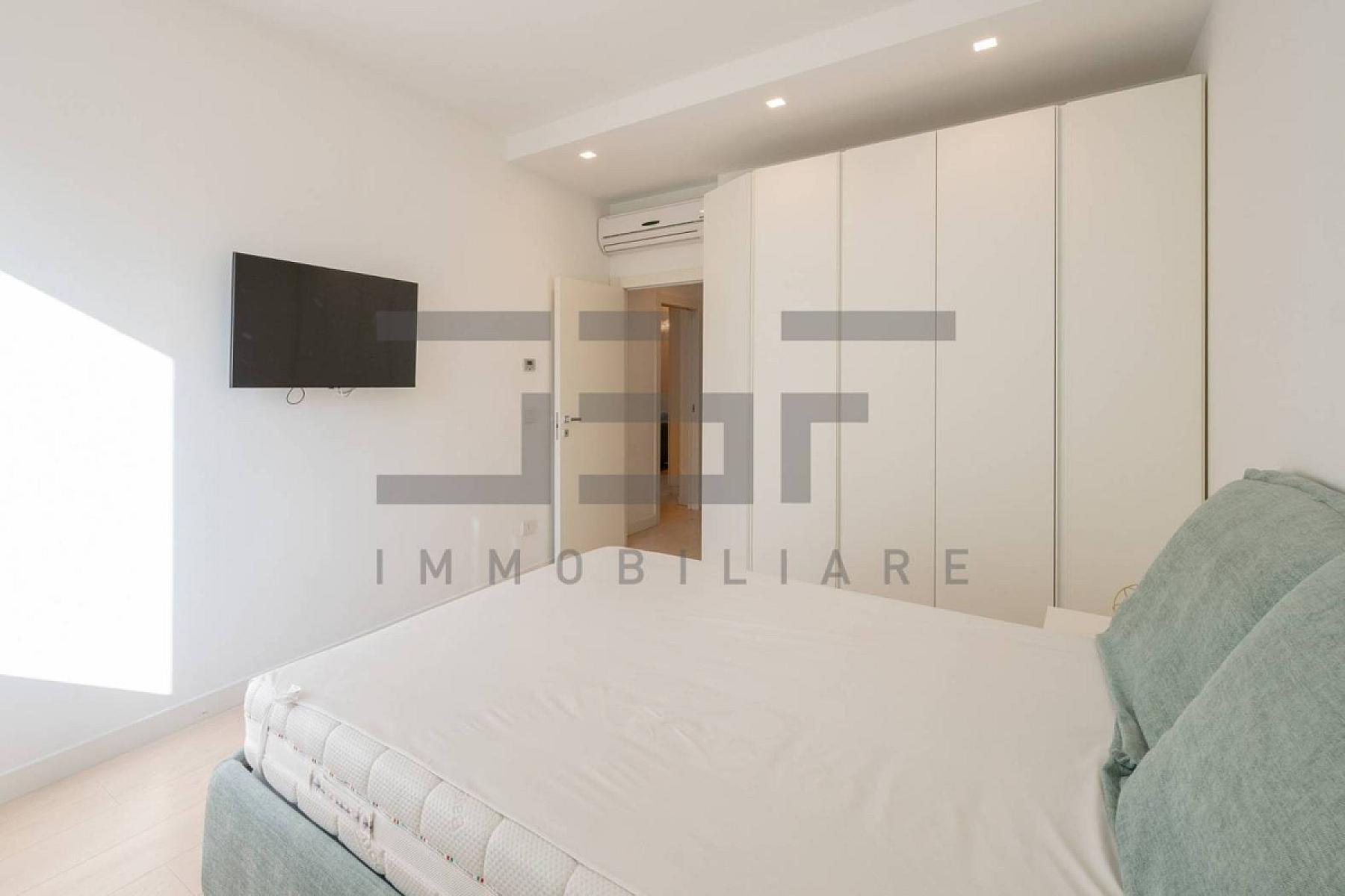 Camera da letto - Trilocale Ristrutturato - Via Torino 68, Milano