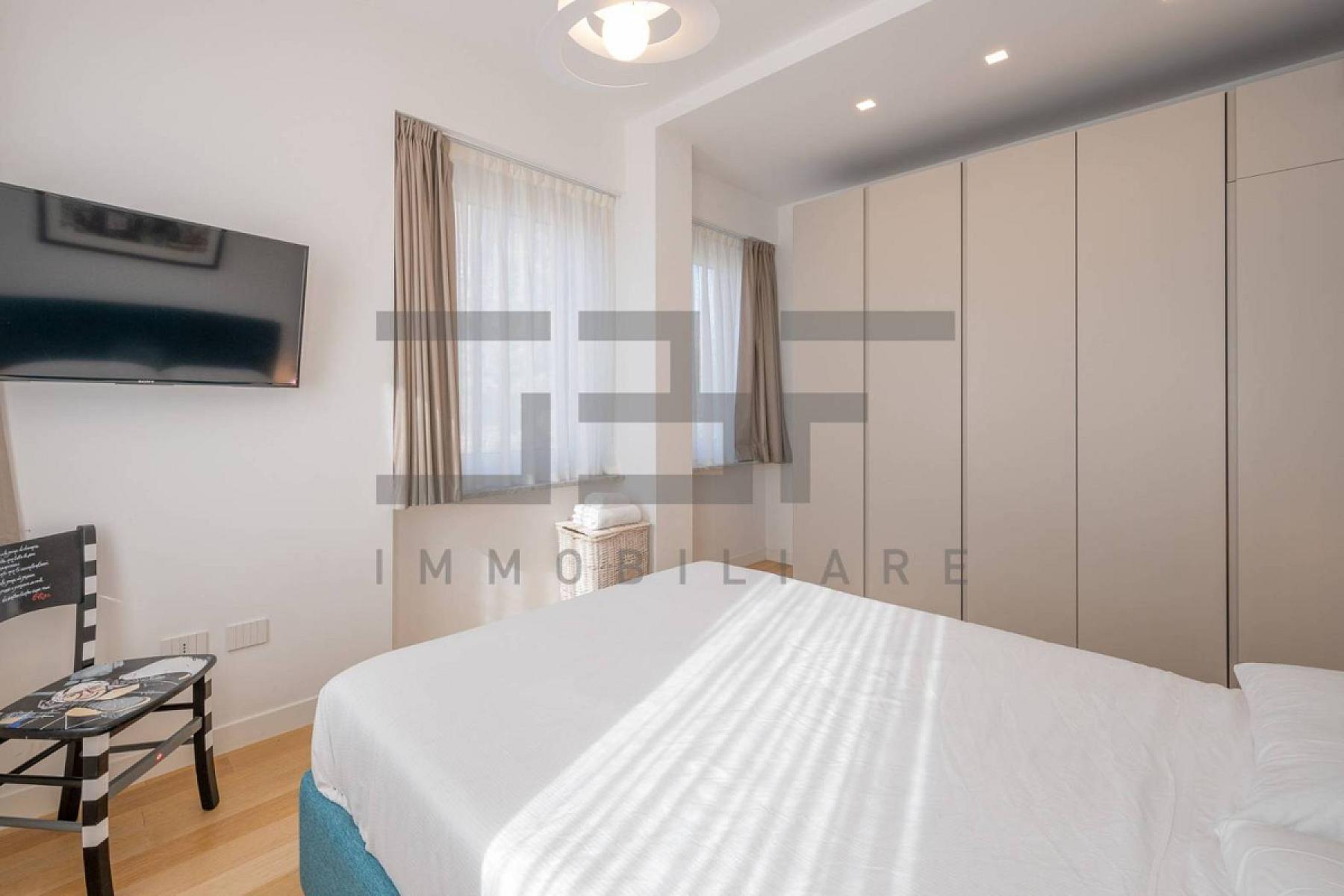 Camera da letto - Appartamento Ristrutturato E Arredato -Via Torino 68, Milano