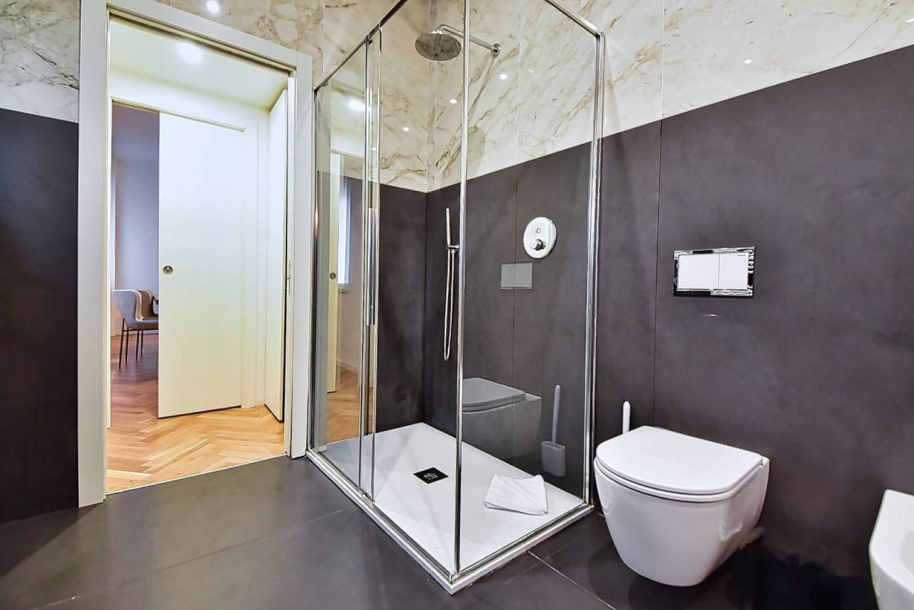 Bagno - Bilocale - Via Panfilo 24, Milano