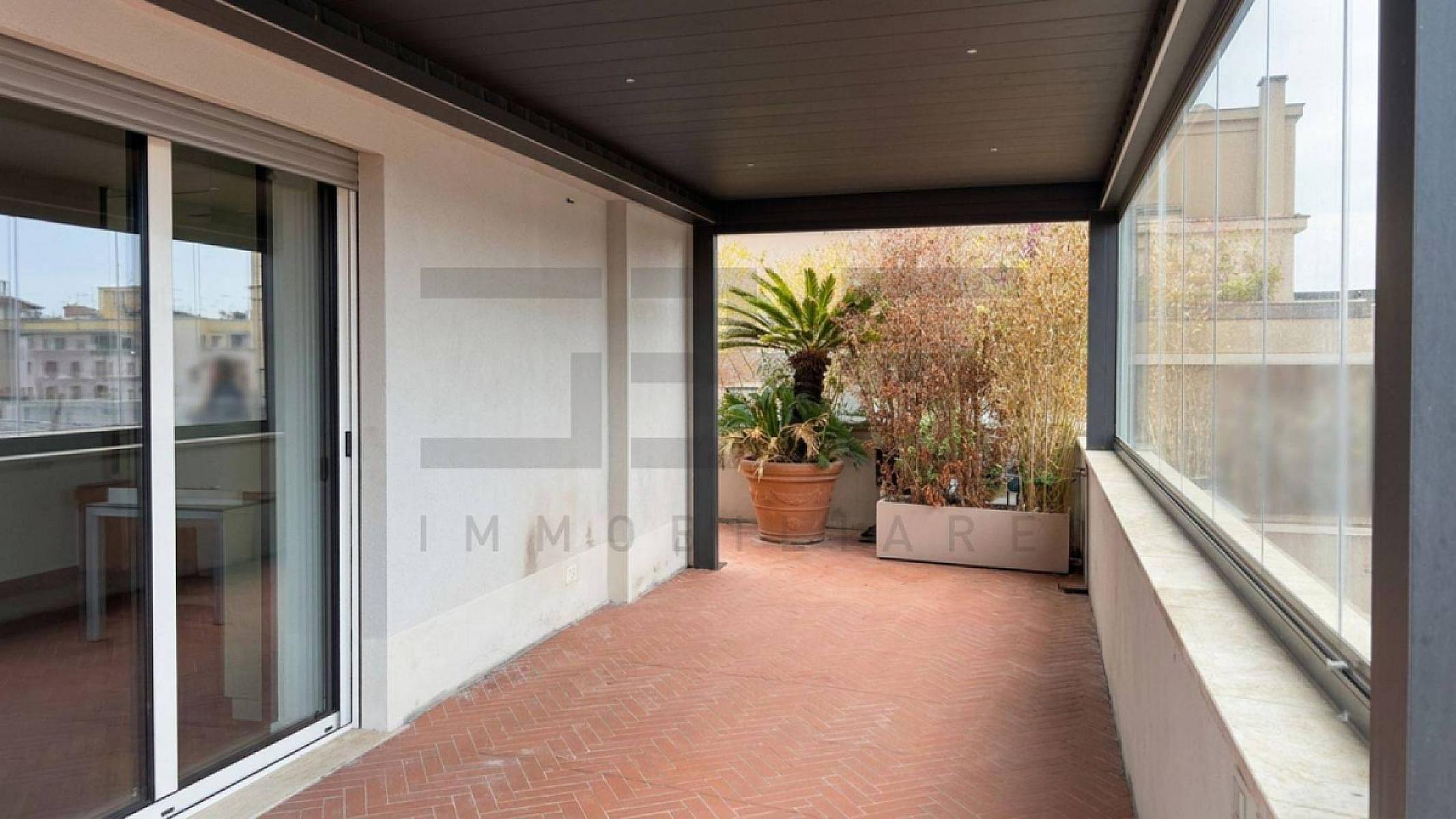 Terrazzo - Appartamento In Vendita A Roma, Monteverde