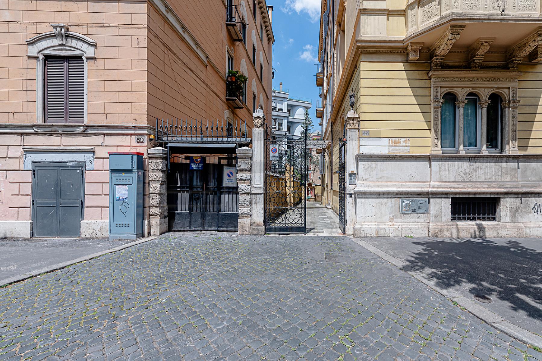  - Elegancia Y Espacio En Prati: 185 M² En Via Crescenzio