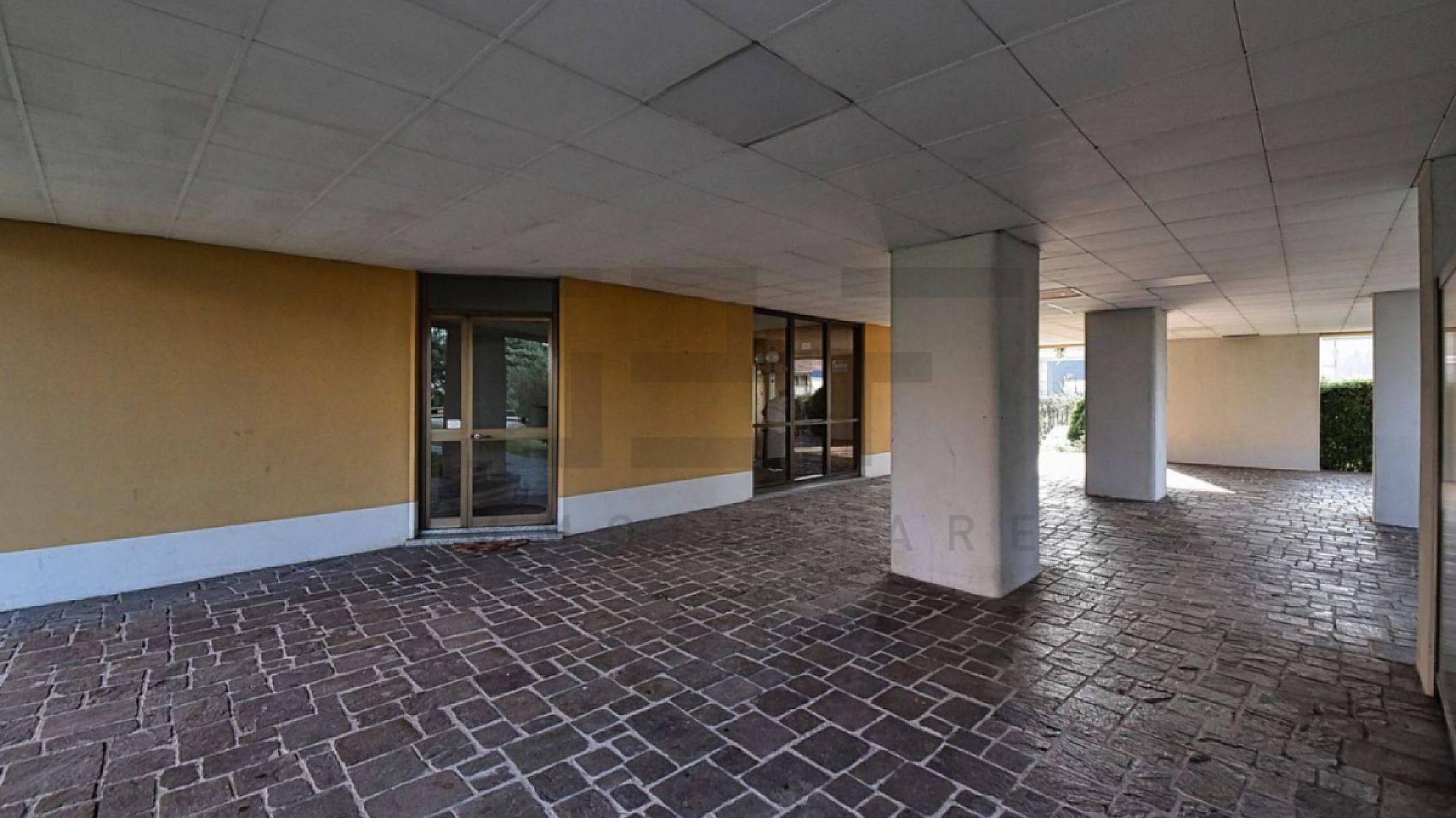 Interno non residenziale - Wohnung zu verkaufen in Opera, Noverasco