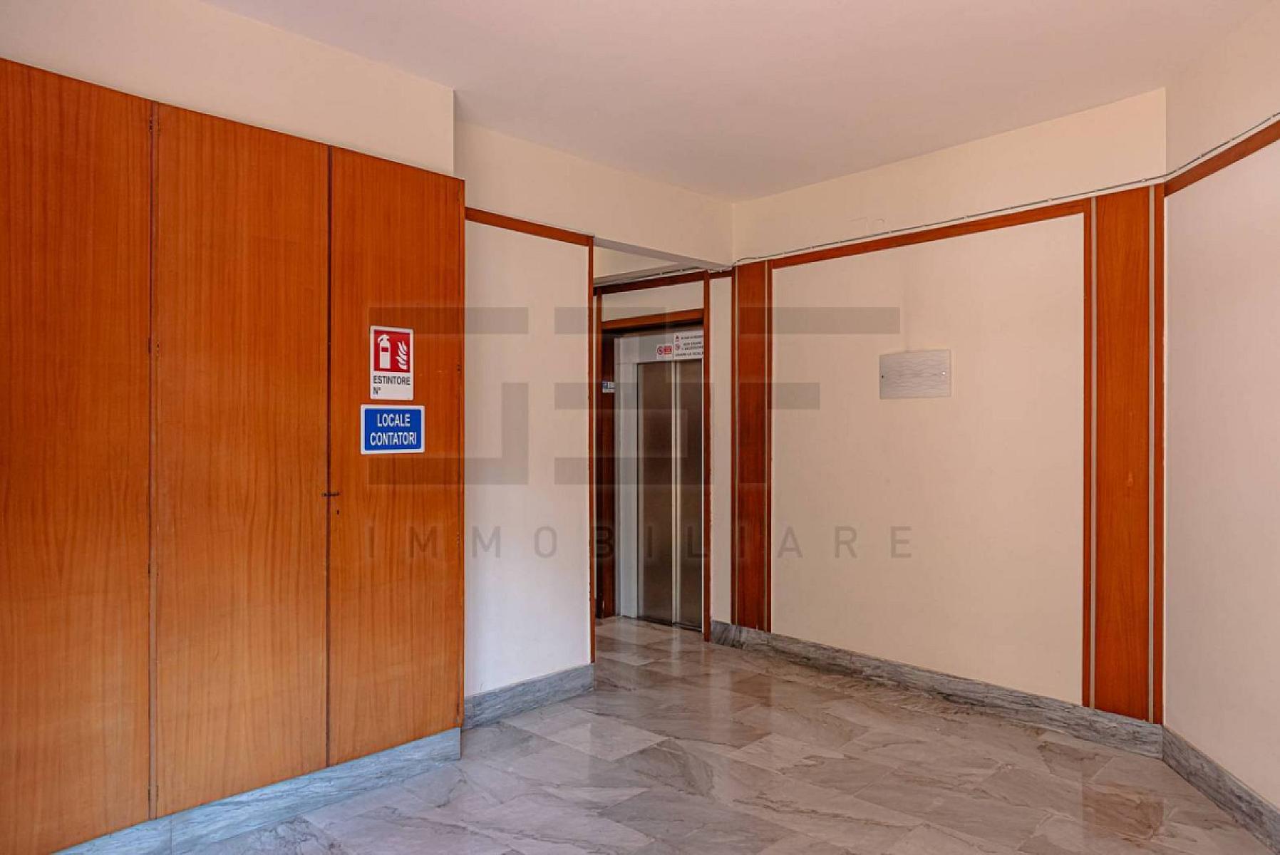 Interno palazzo - Appartamento In Vendita A Roma, Aurelio